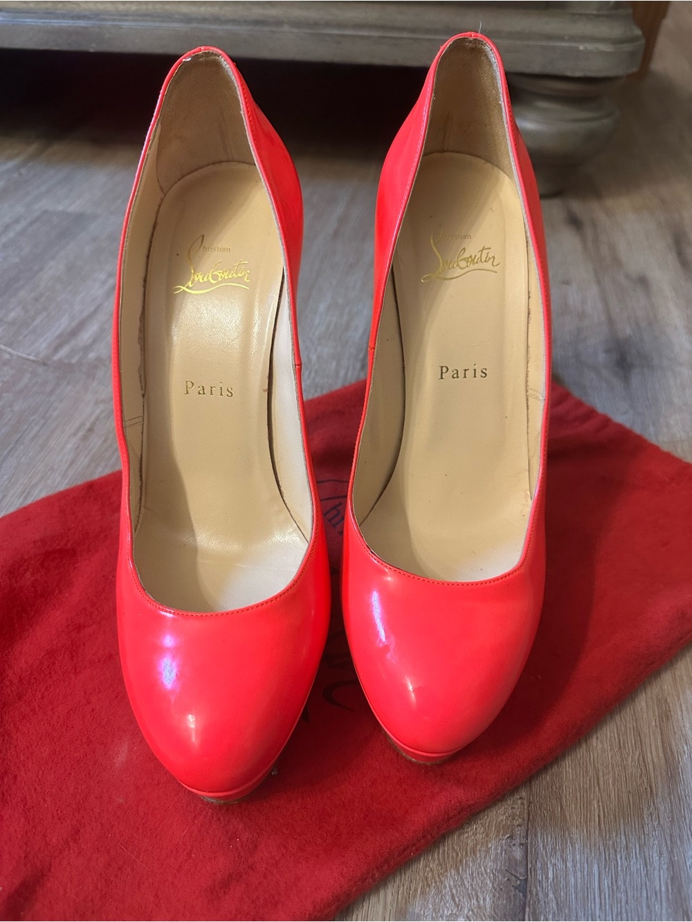 Christian Louboutin Patent Leather Platform Pumps in Bright Pink EURO 40 - Picture 7 of 7